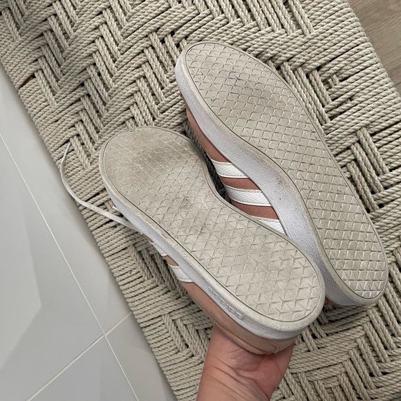 Pink Adidas Sneakers! Women’s size 8.5 - Picture 7 of 7